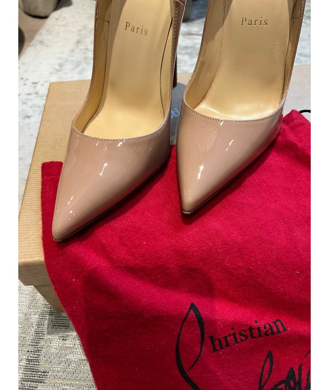 CHRISTIAN LOUBOUTIN Бежевые туфли из лакированной кожи, фото 3