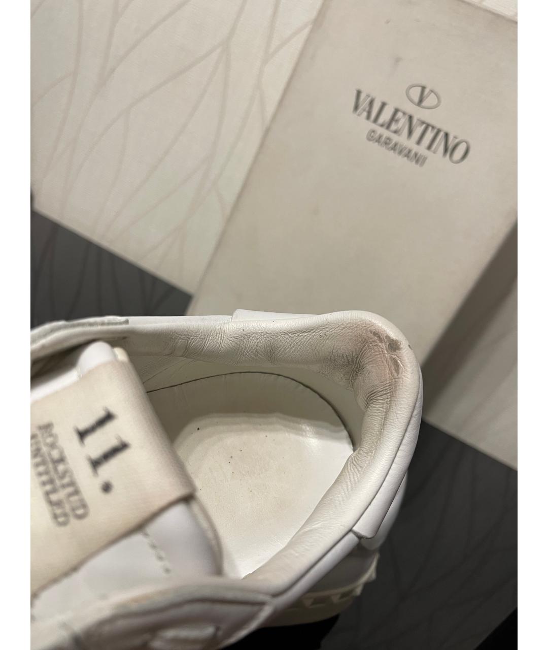VALENTINO Белые кожаные низкие кроссовки / кеды, фото 3