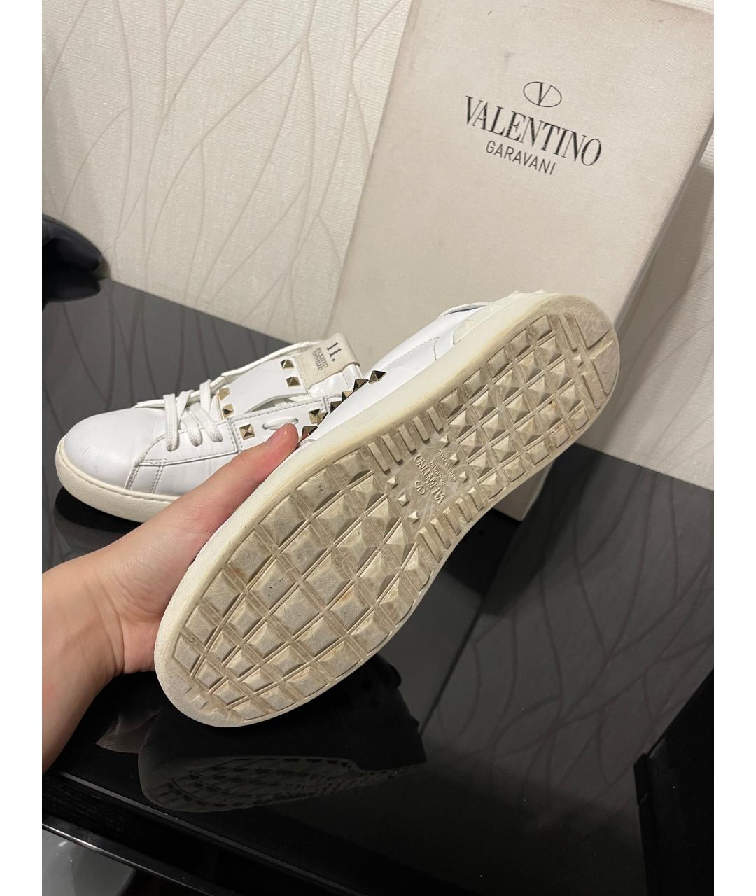 VALENTINO Белые кожаные низкие кроссовки / кеды, фото 5