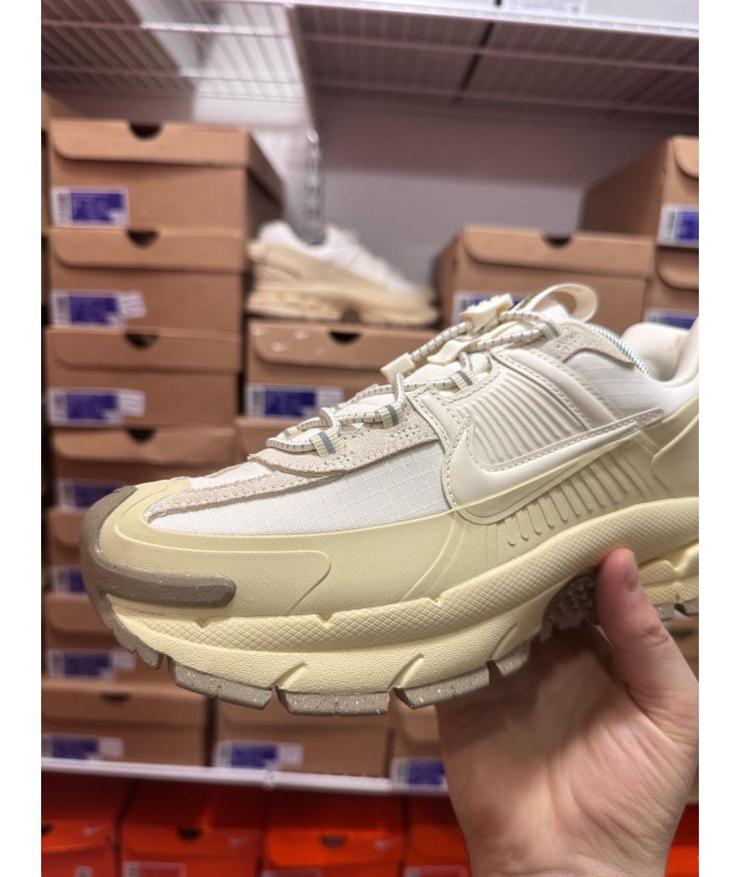 NIKE Бежевые кожаные низкие кроссовки / кеды, фото 5