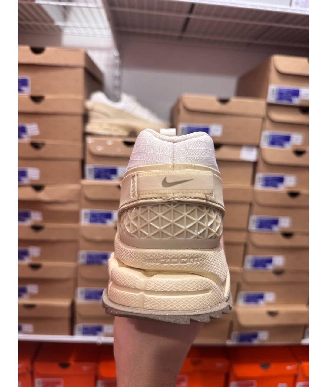 NIKE Бежевые кожаные низкие кроссовки / кеды, фото 4