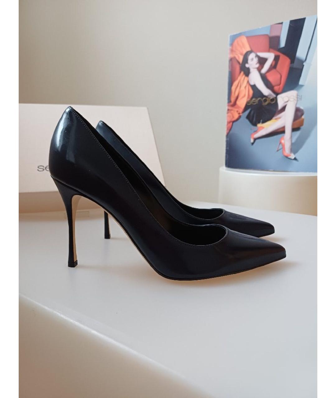 SERGIO ROSSI Темно-синие туфли из лакированной кожи, фото 4