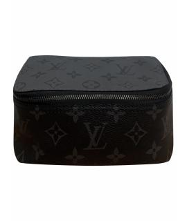 LOUIS VUITTON Косметичка
