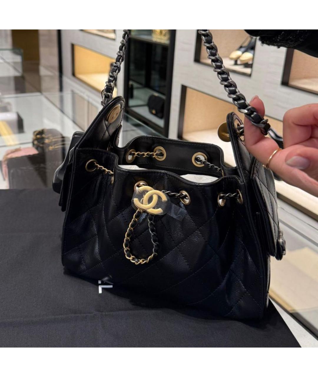CHANEL Черная кожаная сумка через плечо, фото 5
