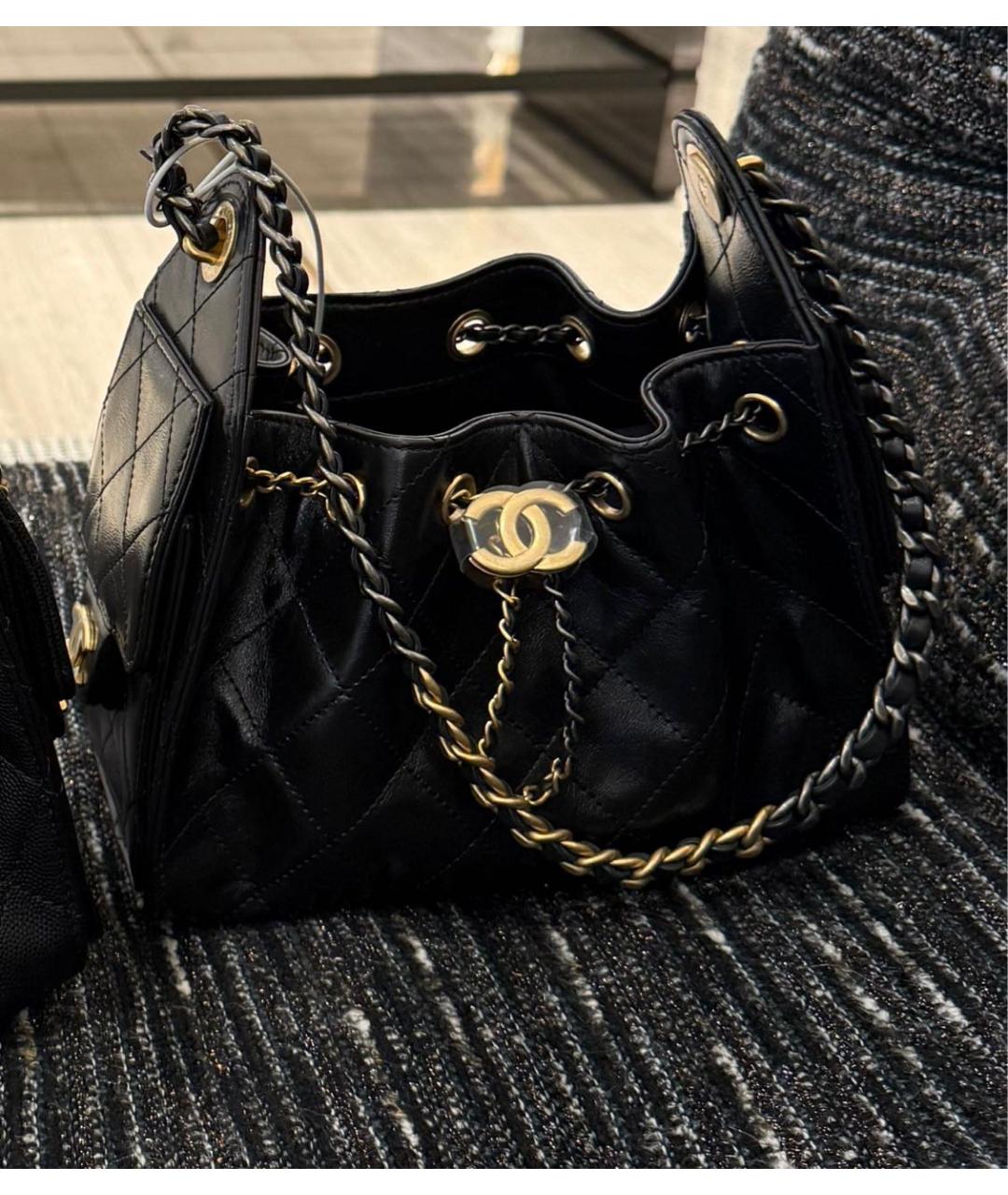 CHANEL Черная кожаная сумка через плечо, фото 4