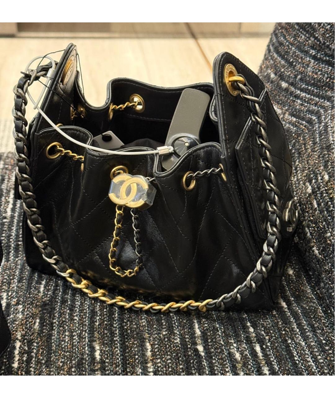 CHANEL Черная кожаная сумка через плечо, фото 2