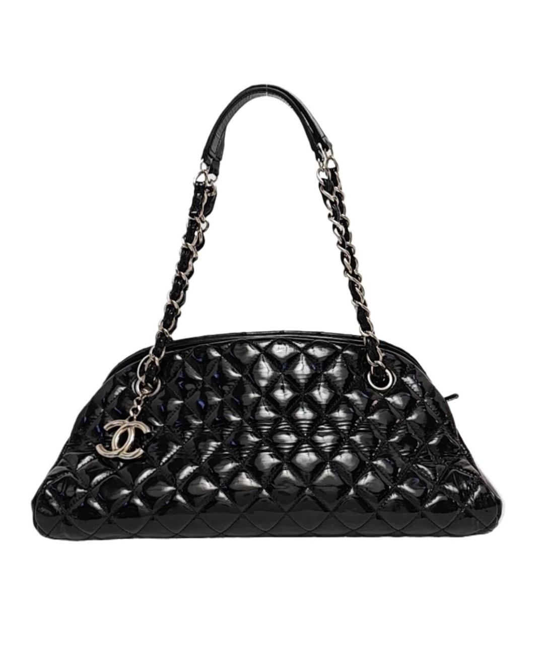 CHANEL Черная сумка через плечо из лакированной кожи, фото 5