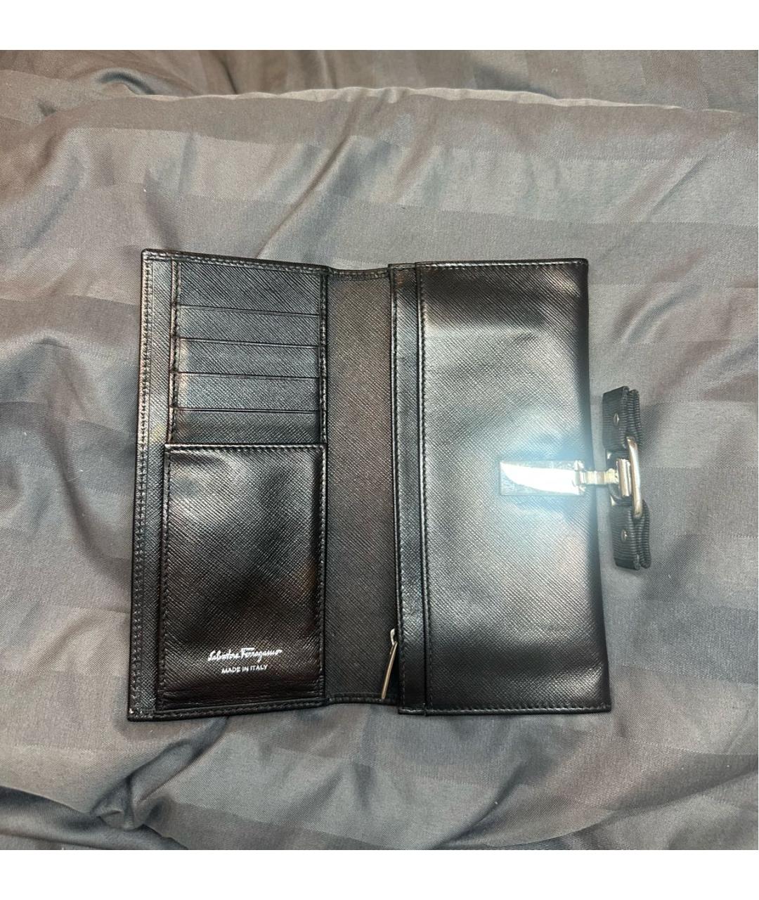 FERRAGAMO Черный кожаный кошелек, фото 3