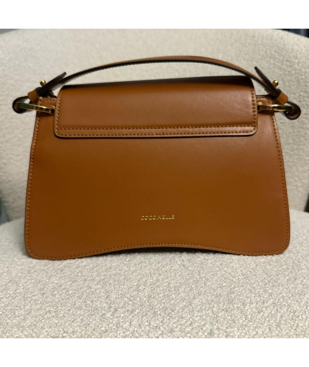 COCCINELLE Коричневая кожаная сумка через плечо, фото 3