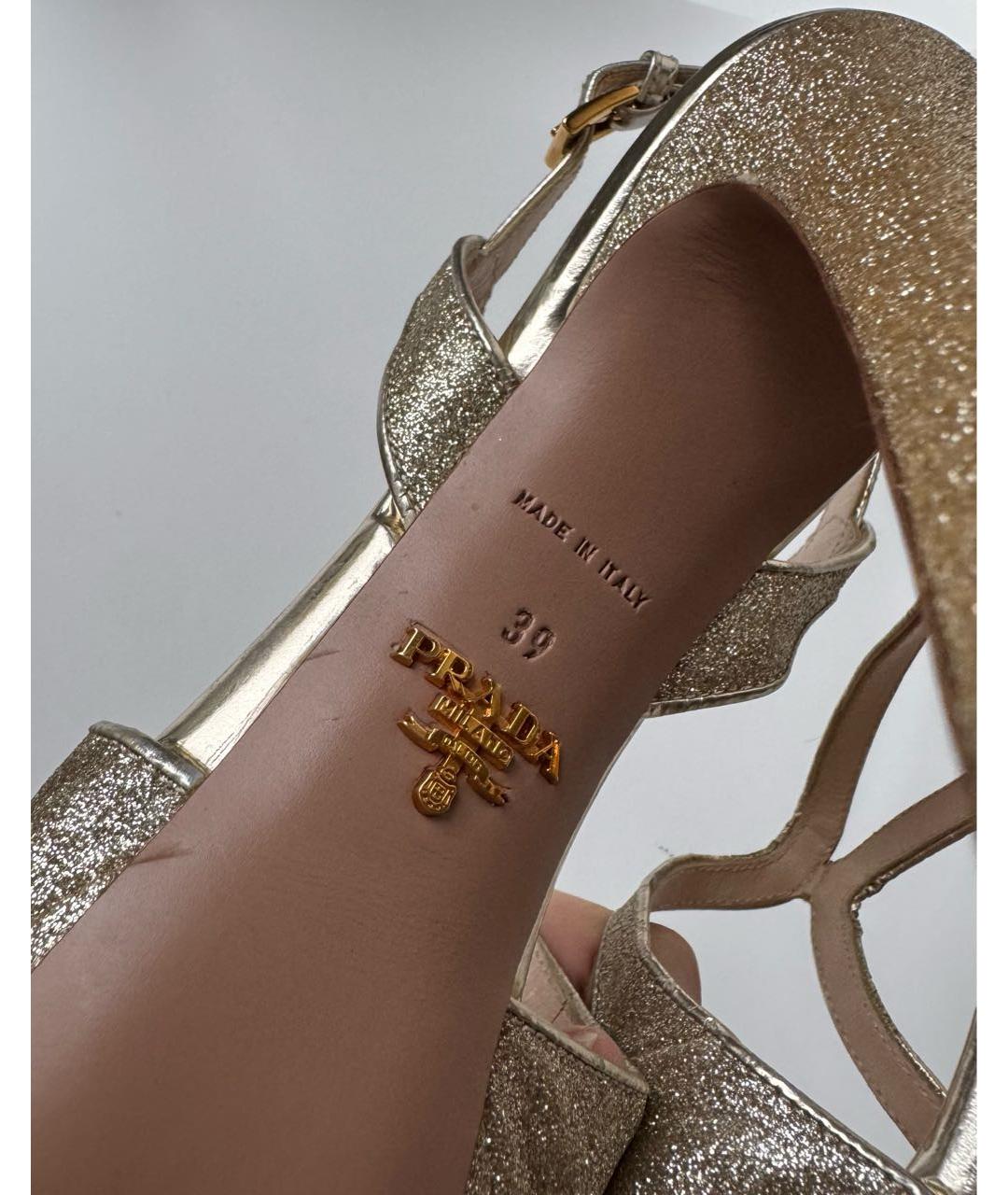 PRADA Золотые кожаные босоножки, фото 6