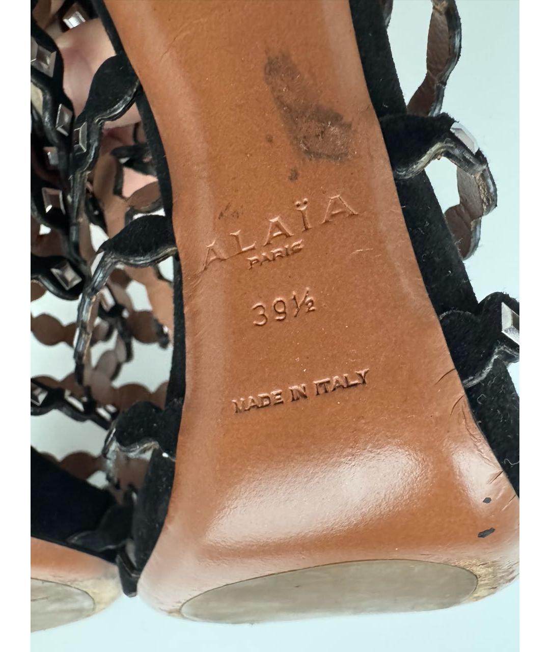 ALAIA Черные замшевые босоножки, фото 7