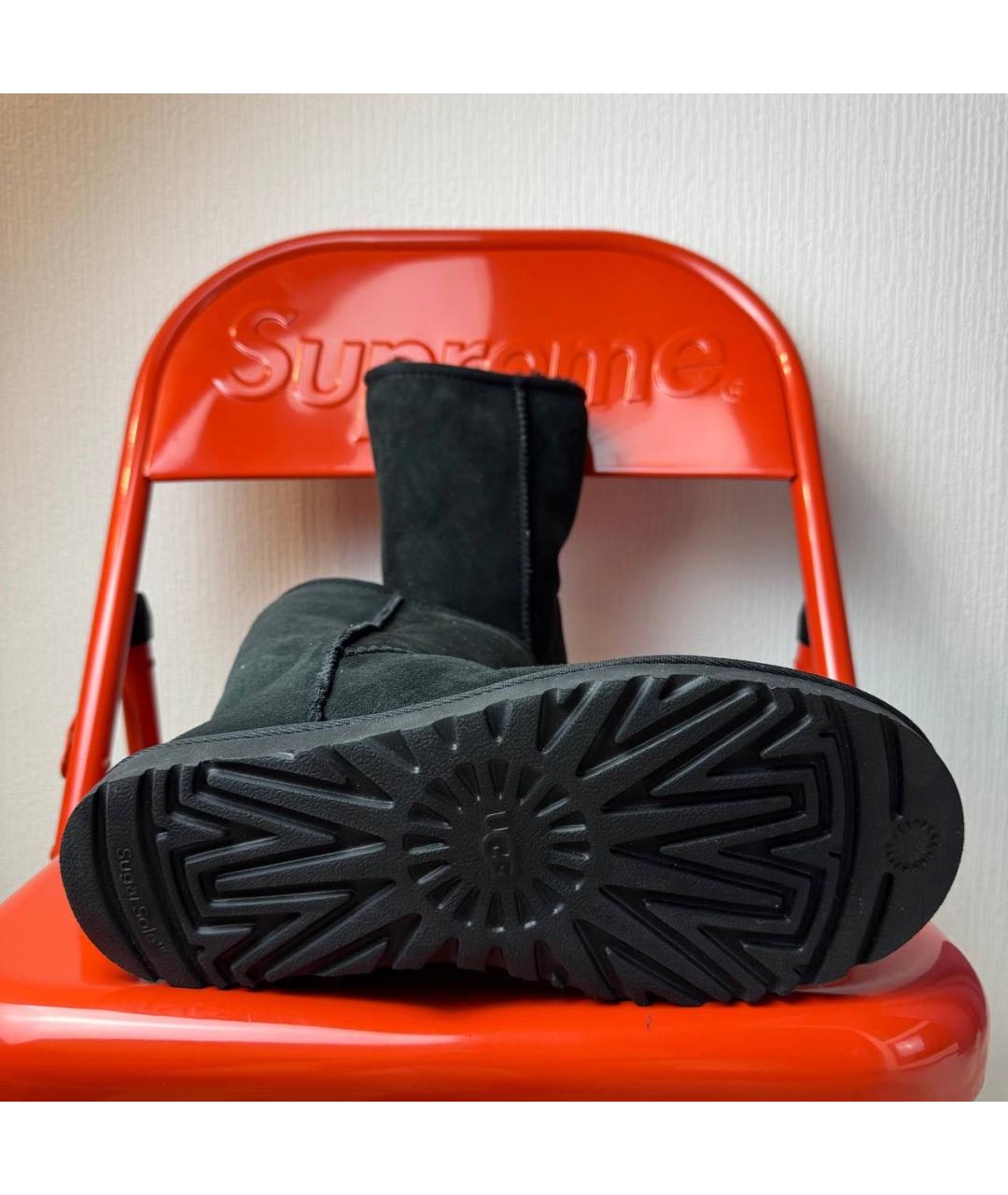 UGG AUSTRALIA Черные замшевые ботинки, фото 4