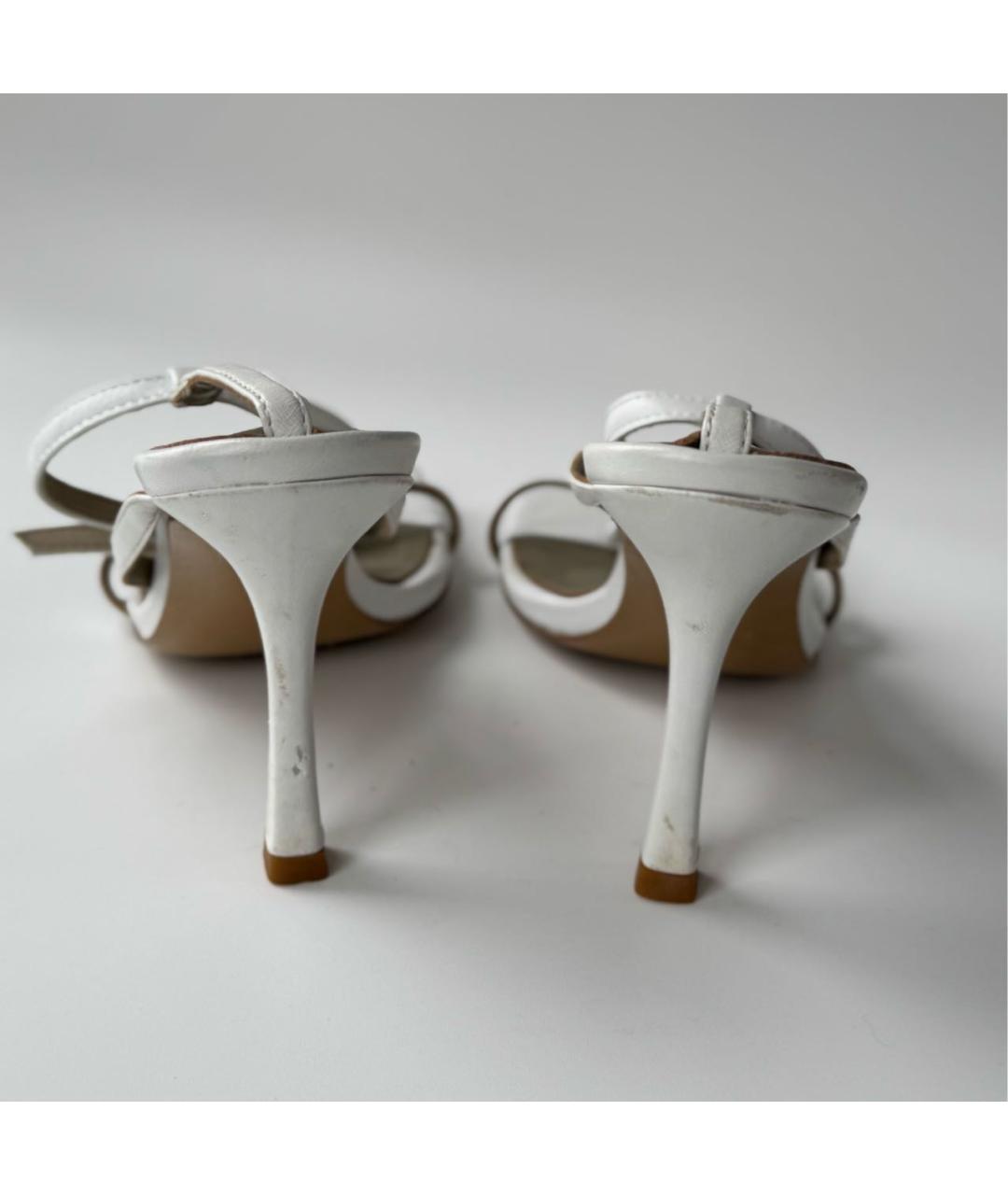 BOTTEGA VENETA Белые кожаные босоножки, фото 4