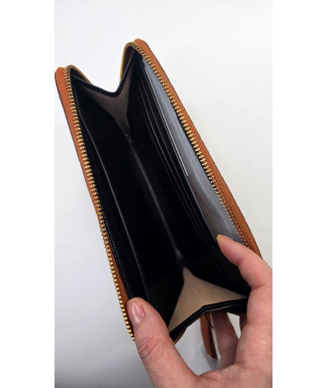 MARC JACOBS Коричневый кожаный кошелек, фото 3