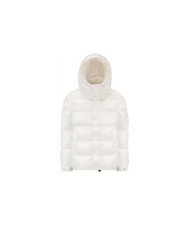 MONCLER Пуховик