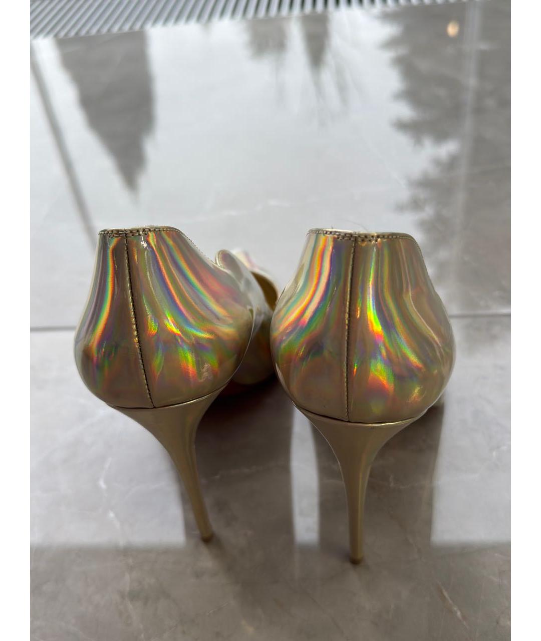 CHRISTIAN LOUBOUTIN Золотые туфли из лакированной кожи, фото 4