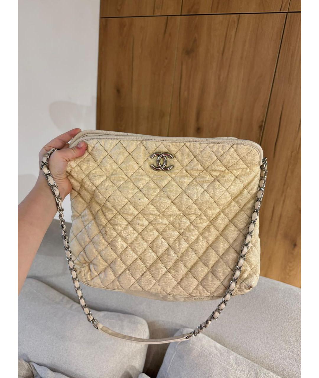 CHANEL Бежевая кожаная сумка через плечо, фото 3