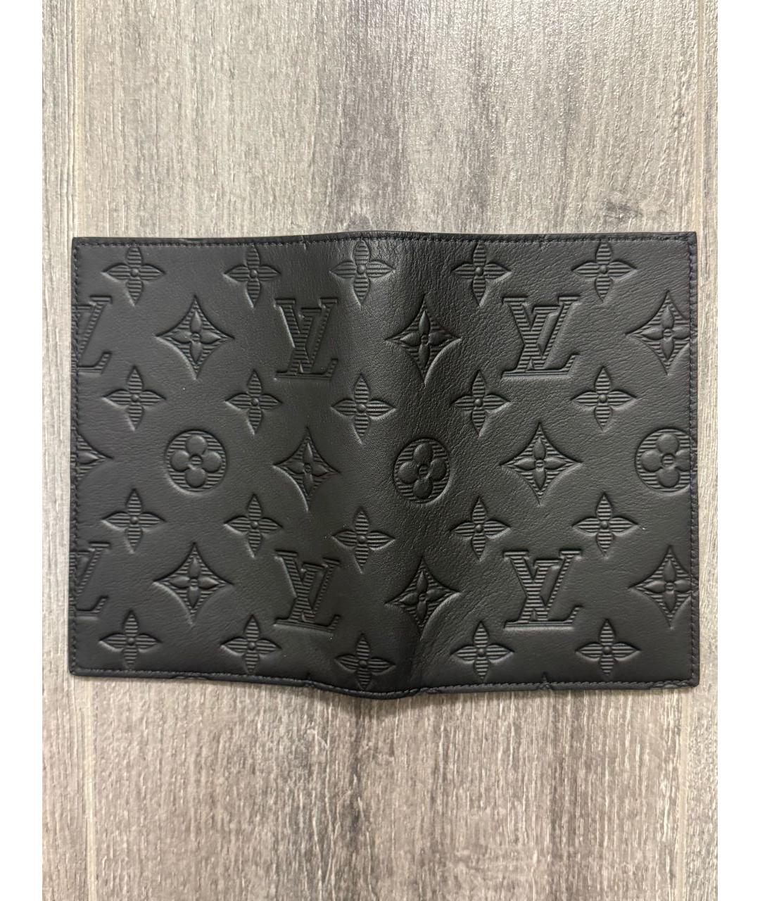 LOUIS VUITTON Черный кожаный кошелек, фото 3