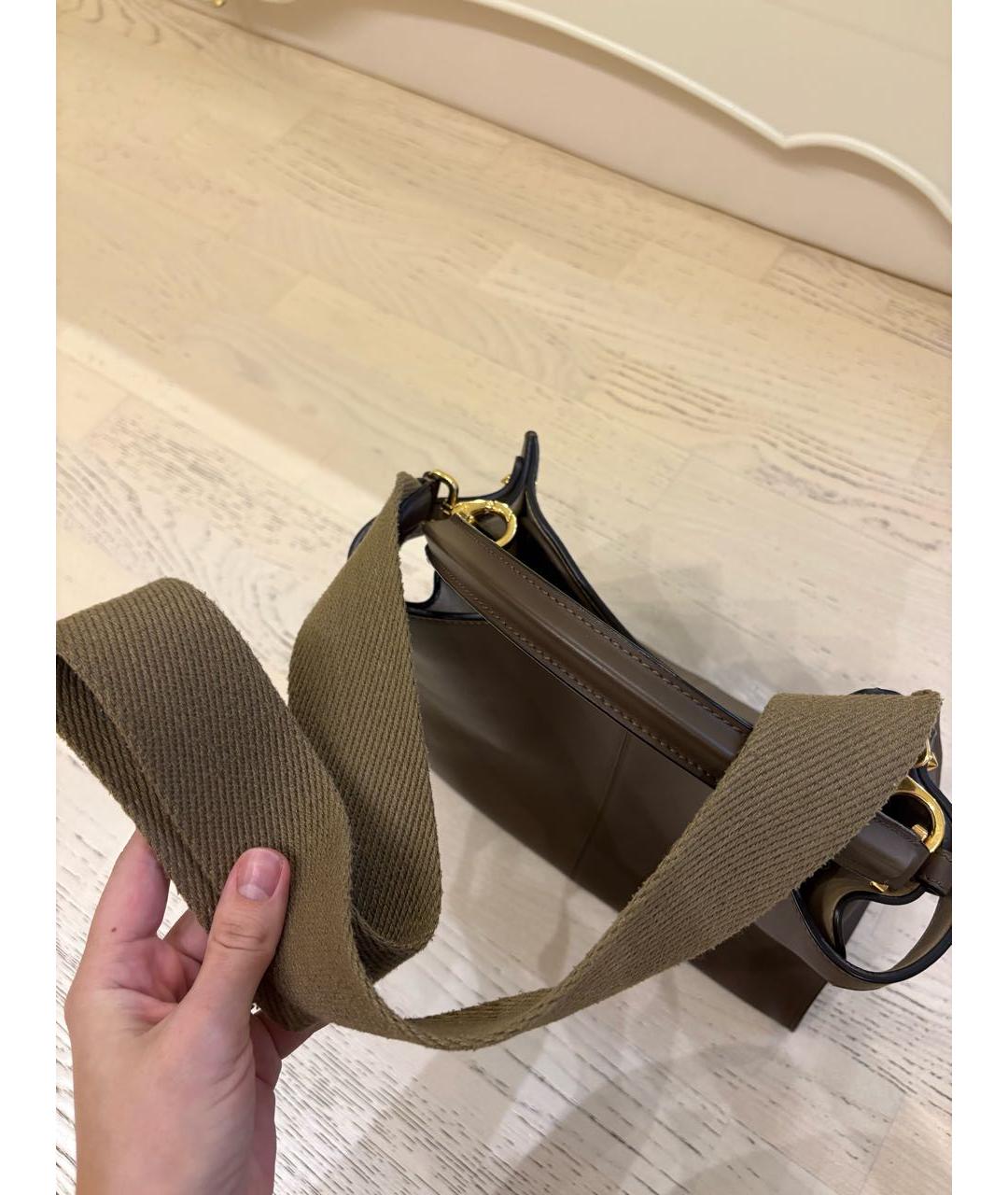 FENDI Коричневая кожаная сумка с короткими ручками, фото 8