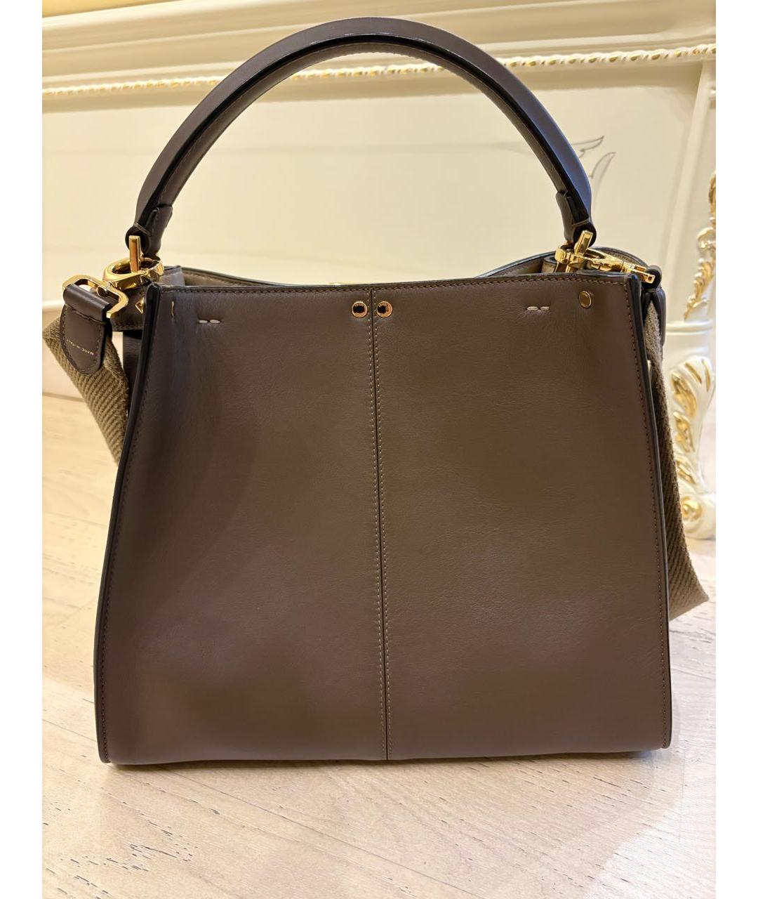 FENDI Коричневая кожаная сумка с короткими ручками, фото 3