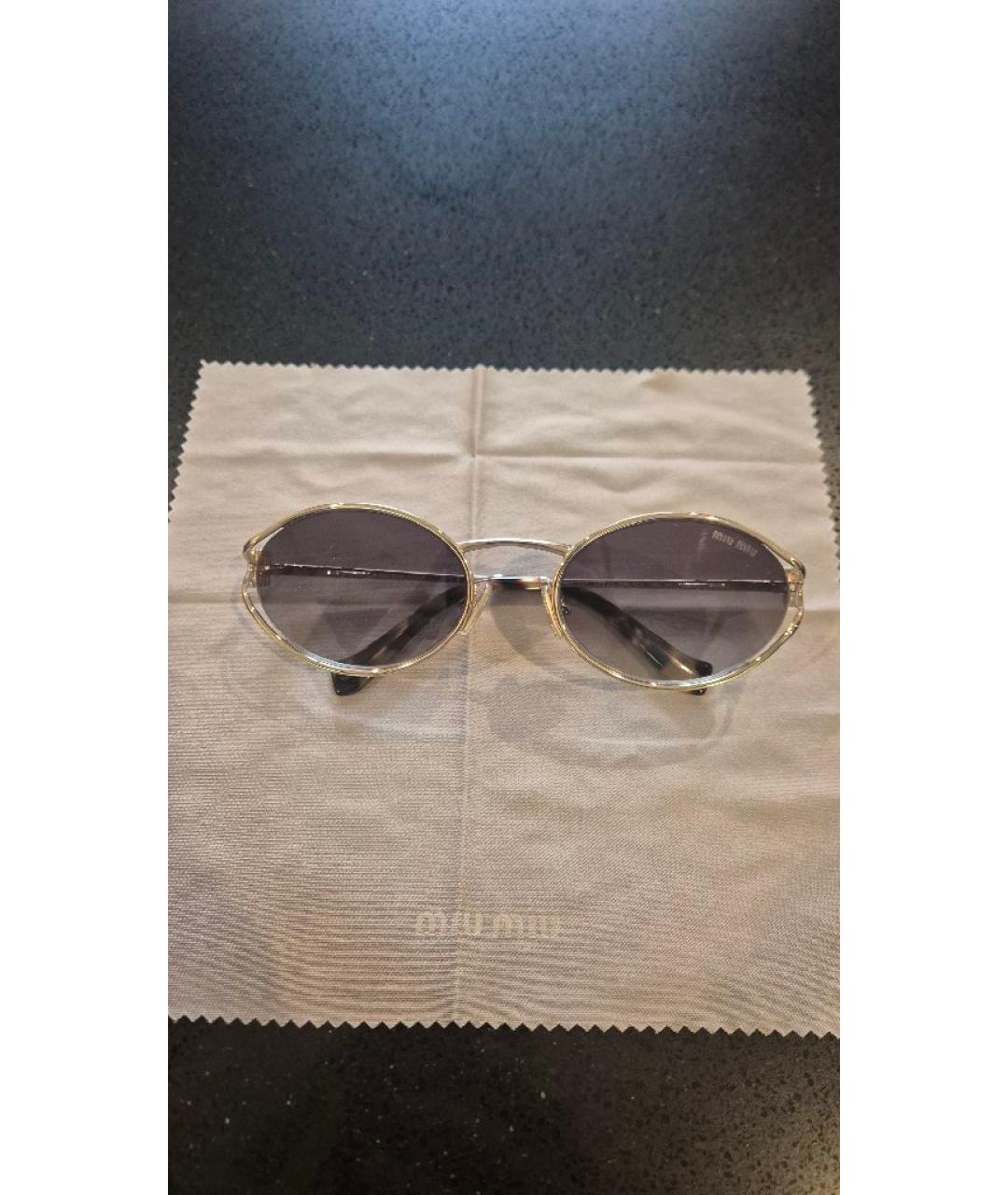 MIU MIU Золотые металлические солнцезащитные очки, фото 6