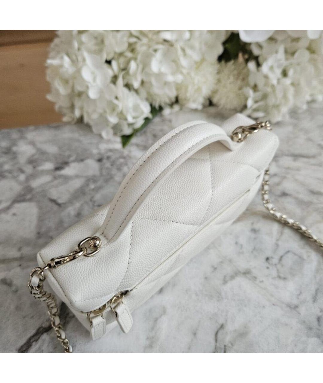 CHANEL Белая кожаная сумка через плечо, фото 4