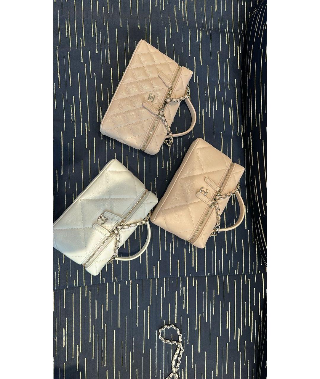 CHANEL Белая кожаная сумка через плечо, фото 5