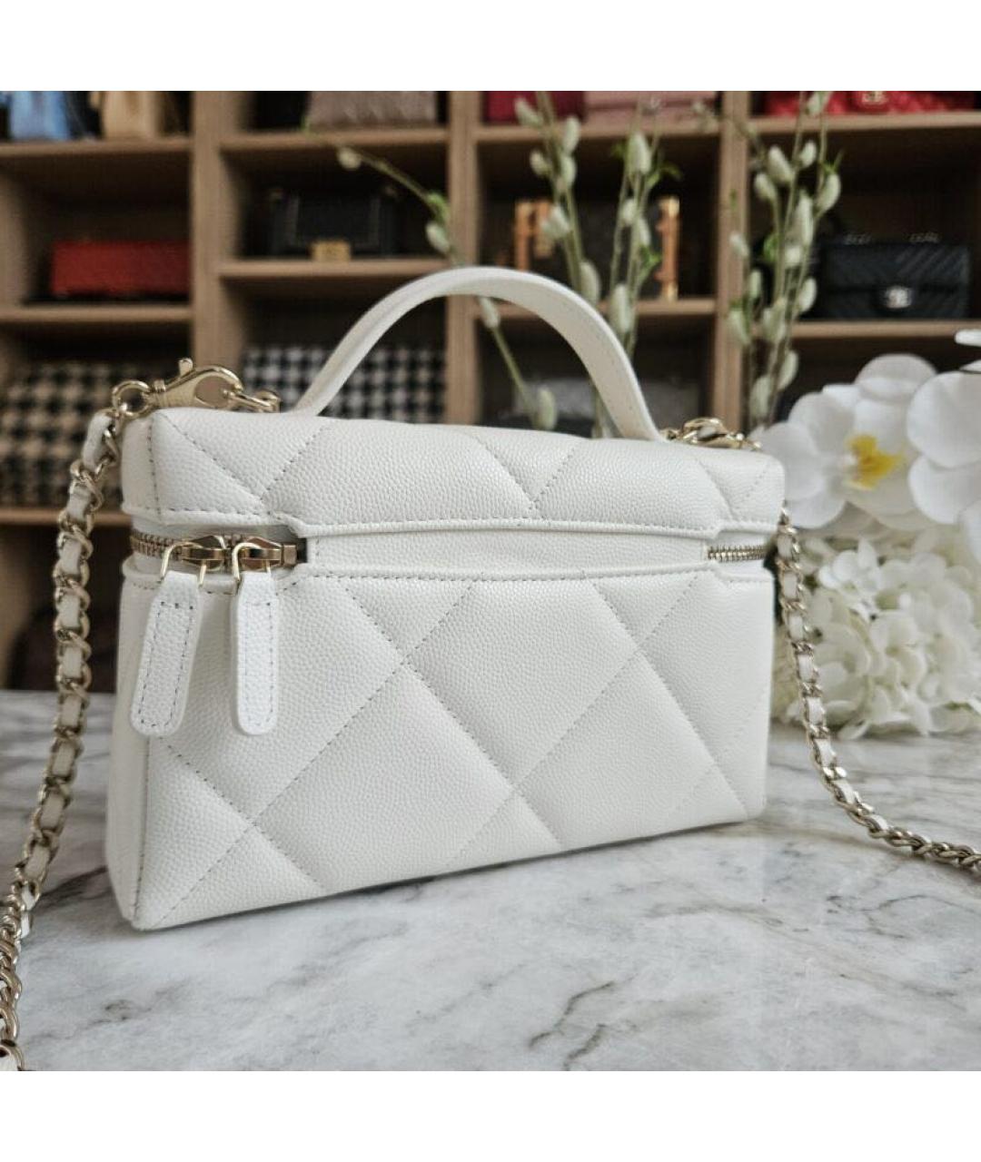 CHANEL Белая кожаная сумка через плечо, фото 3