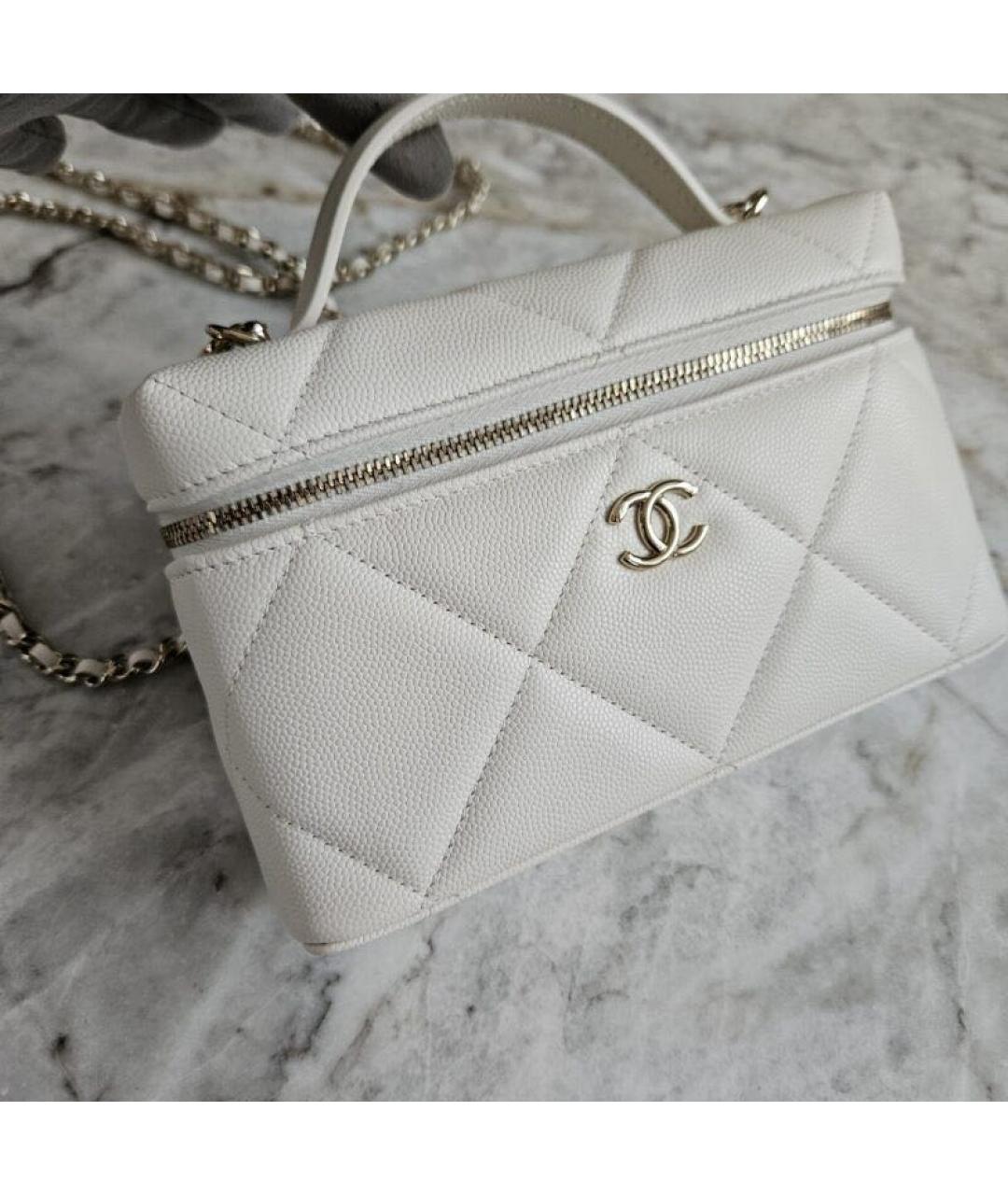 CHANEL Белая кожаная сумка через плечо, фото 2