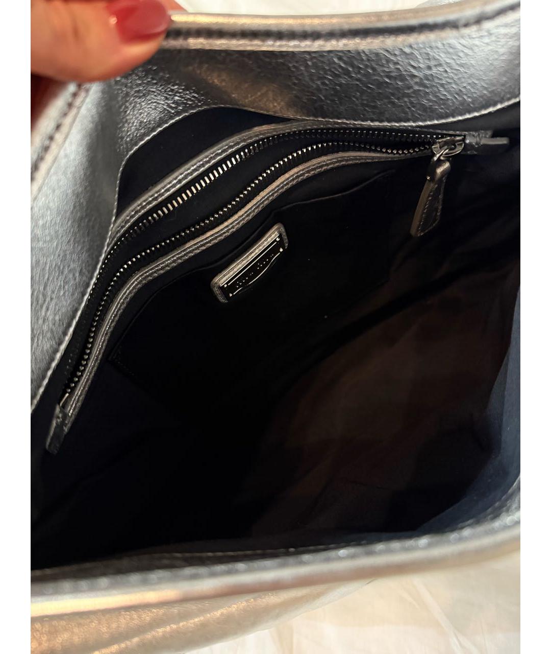 MIU MIU Серебряная кожаная сумка через плечо, фото 4