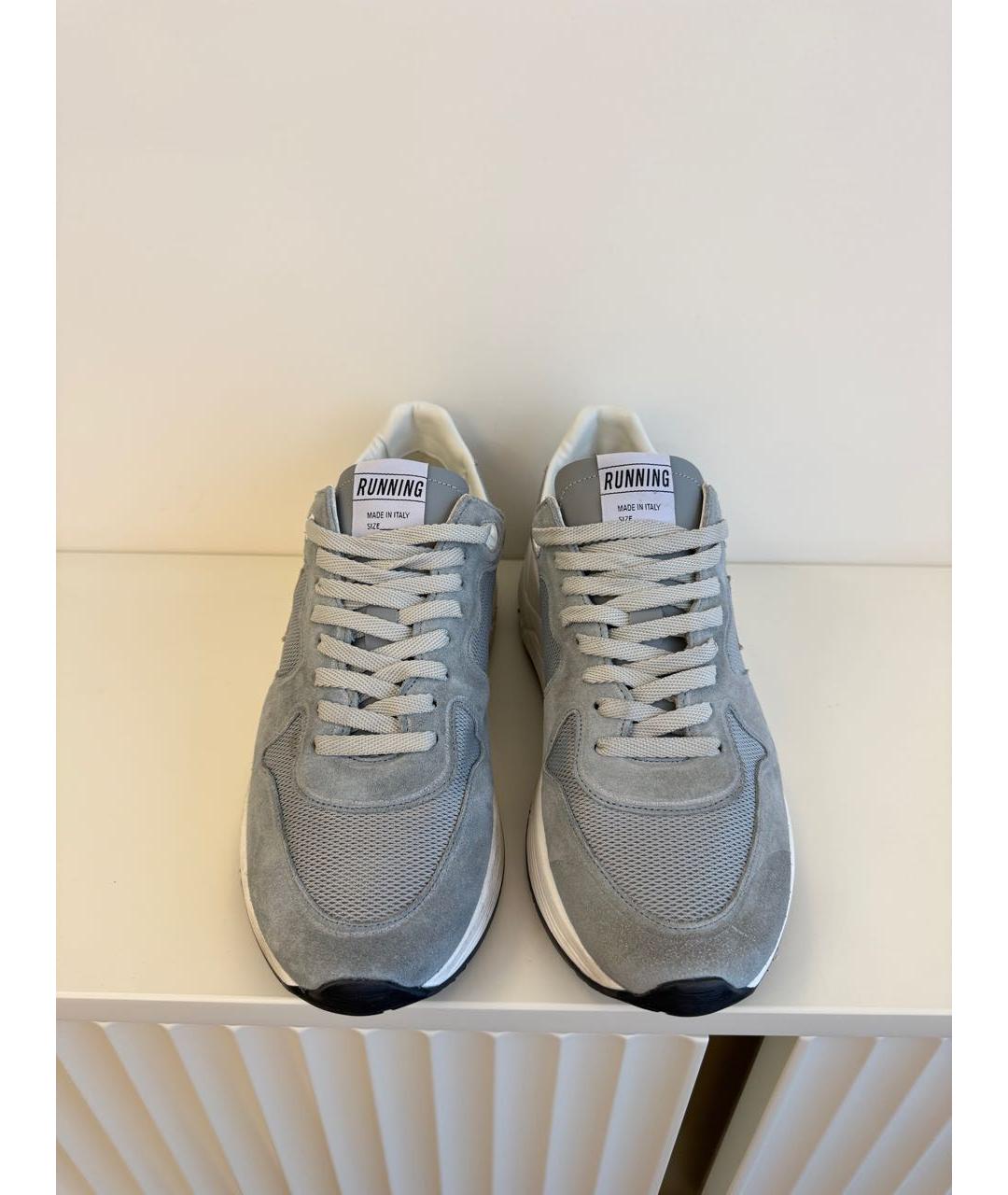 GOLDEN GOOSE DELUXE BRAND Серые замшевые низкие кроссовки / кеды, фото 2