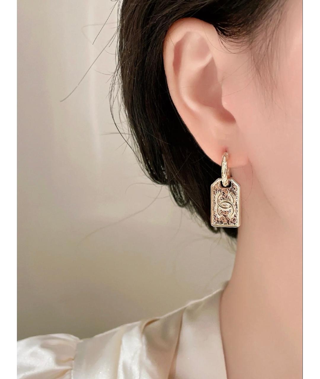 CHANEL Золотые металлические серьги, фото 8