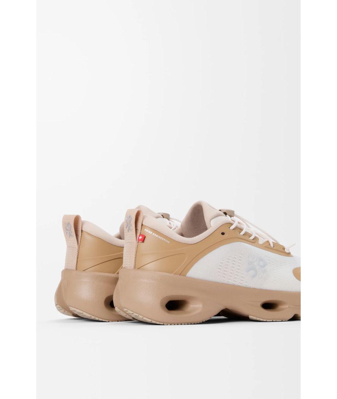 LOEWE Бежевые текстильные кроссовки, фото 3