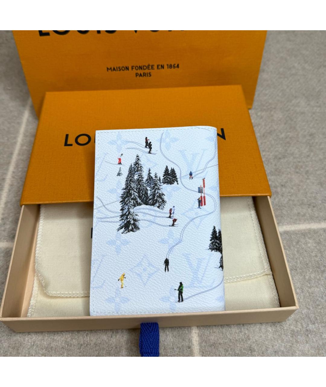 LOUIS VUITTON Белая кожаная визитница, фото 3