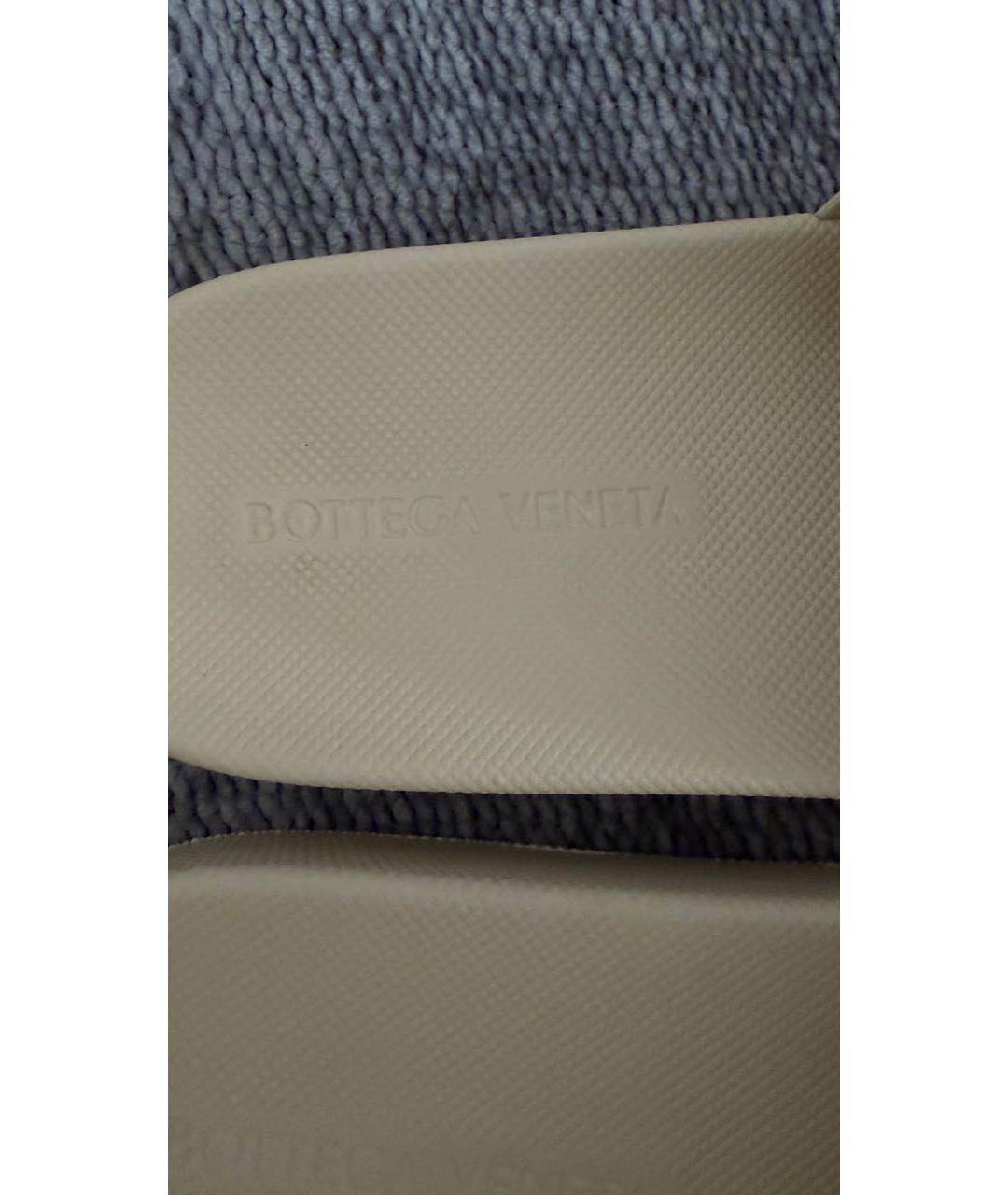 BOTTEGA VENETA Бежевые резиновые шлепанцы, фото 5