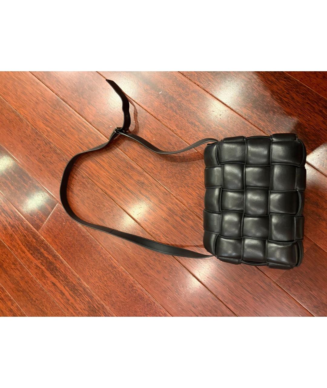 BOTTEGA VENETA Черная кожаная сумка через плечо, фото 3