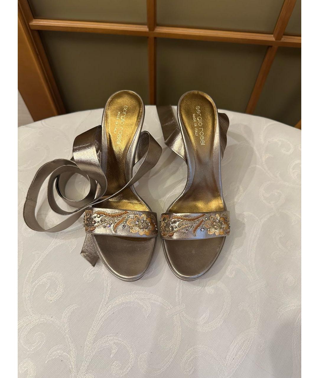 SERGIO ROSSI Золотые кожаные босоножки, фото 2