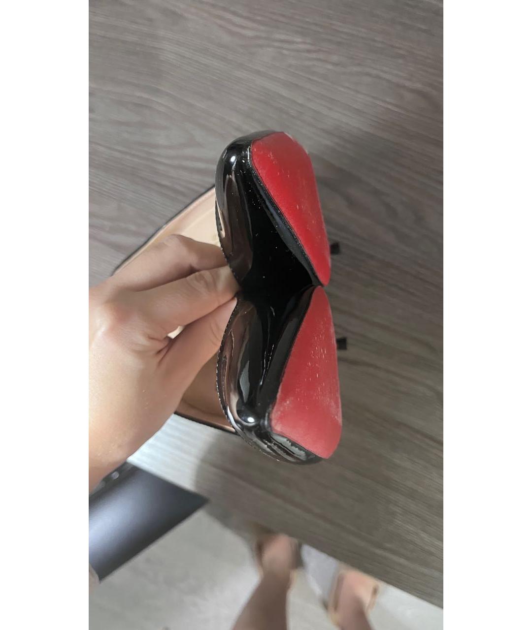 CHRISTIAN LOUBOUTIN Черные туфли из лакированной кожи, фото 5