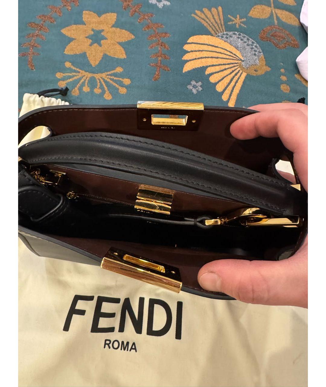 FENDI Черная кожаная сумка с короткими ручками, фото 3