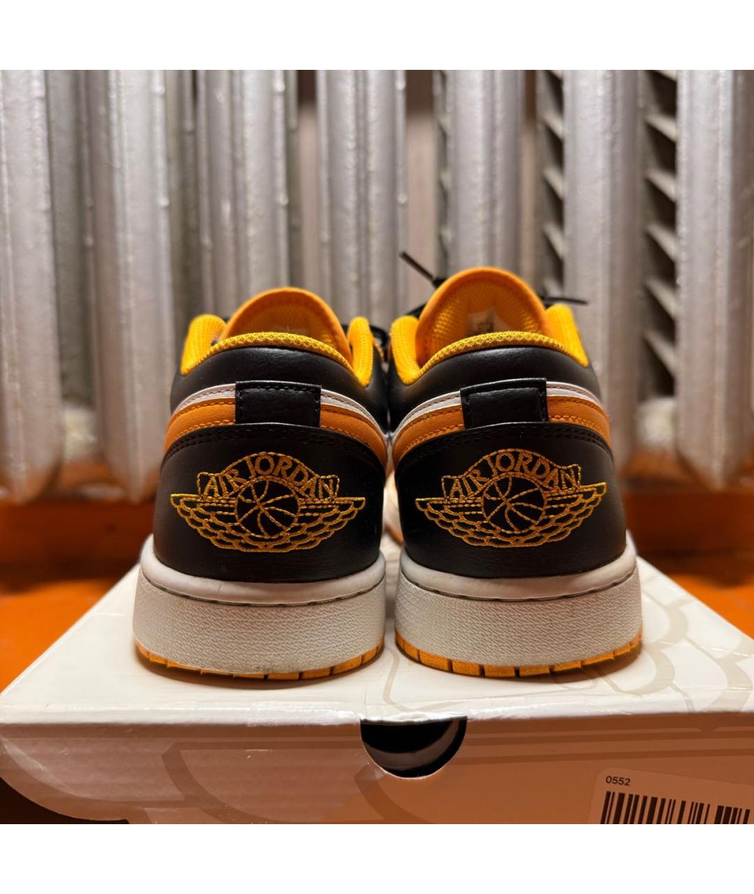 JORDAN Желтые низкие кроссовки / кеды, фото 4