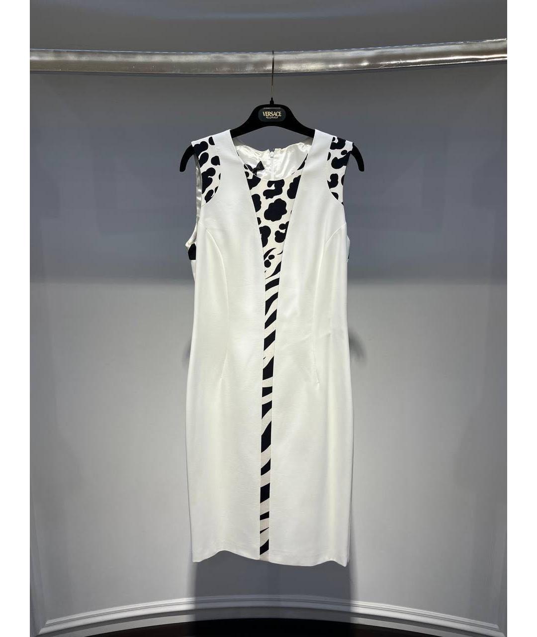 VERSACE Белое повседневное платье, фото 3