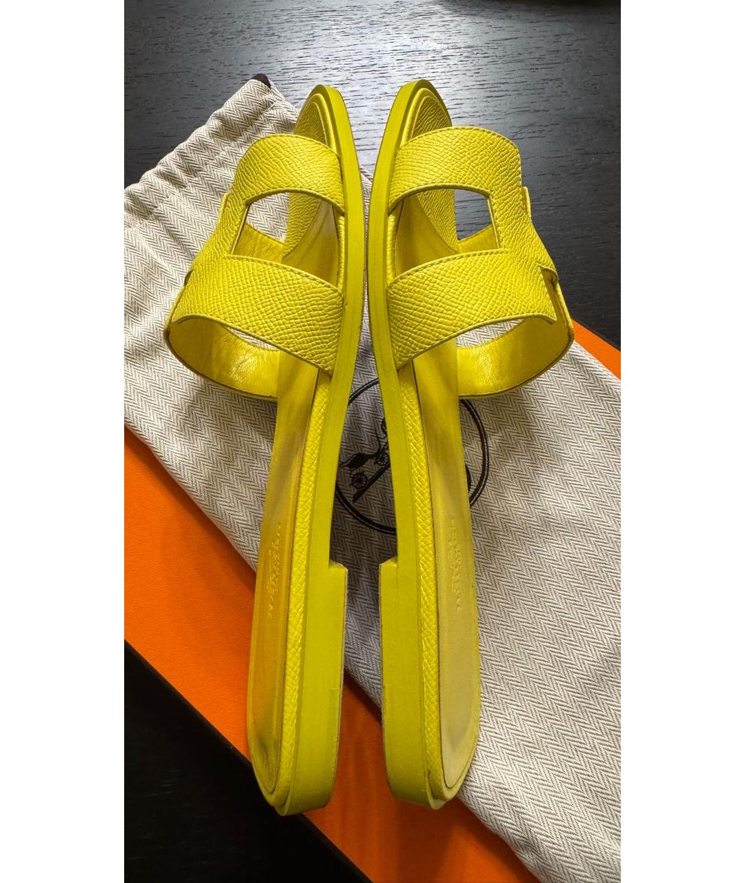 HERMES Желтые кожаные шлепанцы, фото 4