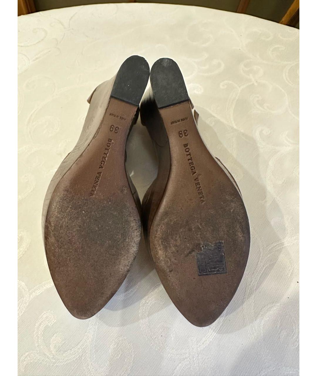 BOTTEGA VENETA Коричневые кожаные босоножки, фото 8