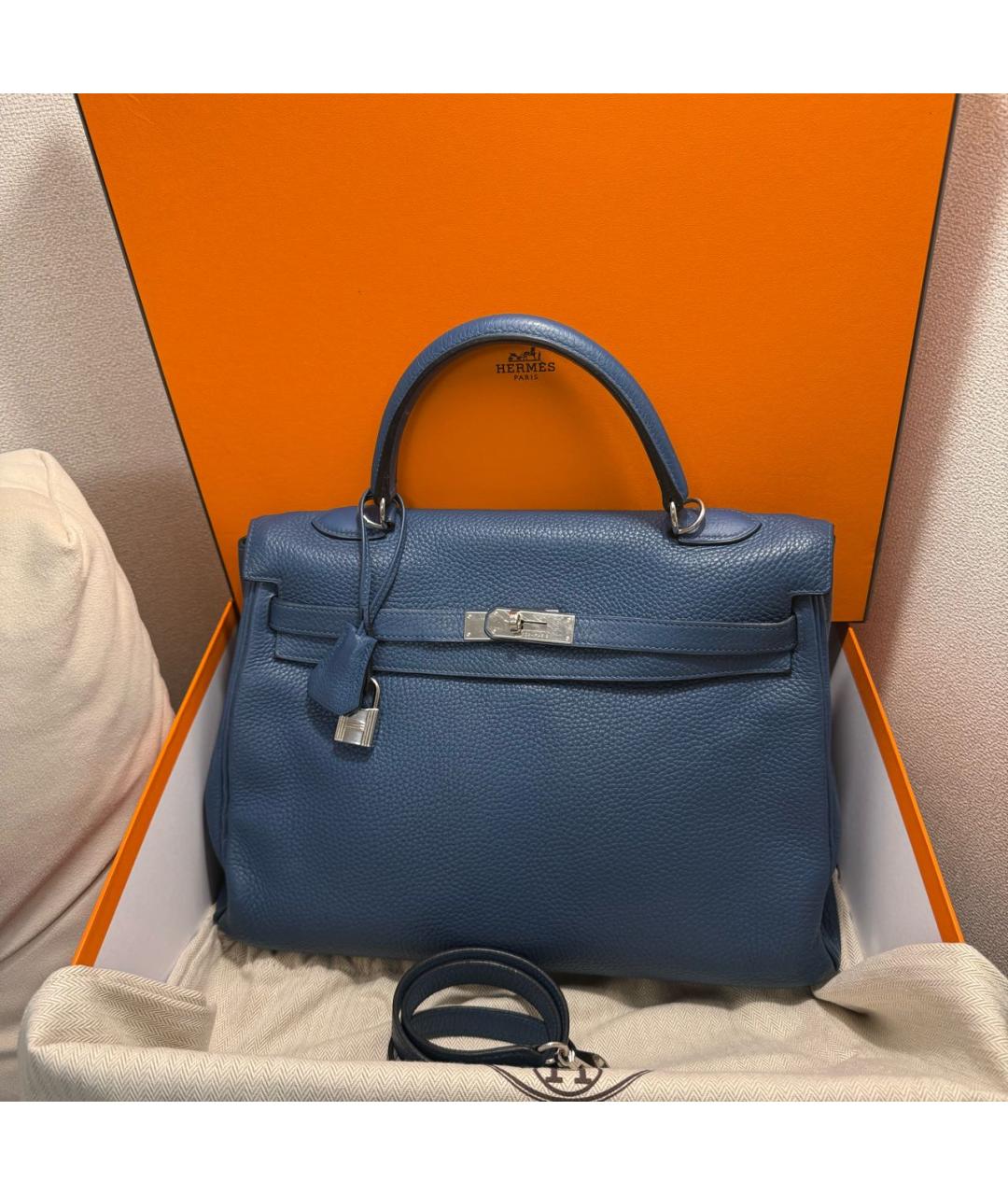 HERMES Темно-синяя кожаная сумка с короткими ручками, фото 4