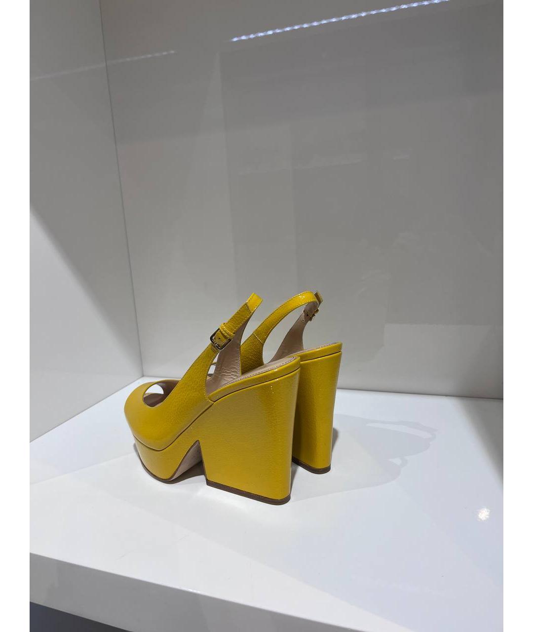 SERGIO ROSSI Желтые кожаные босоножки, фото 3