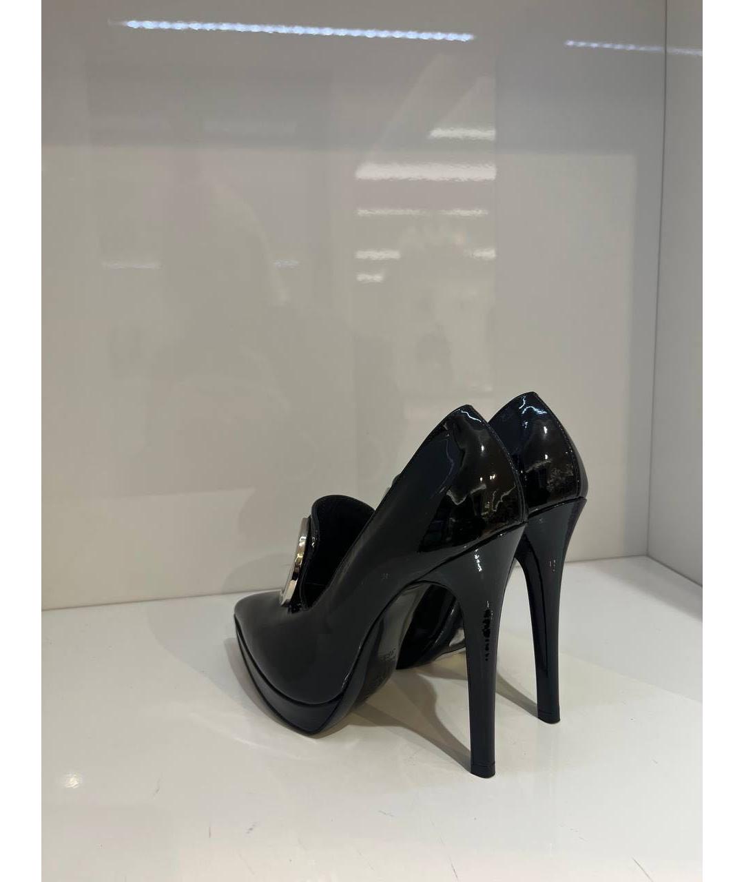 VERSACE Черные туфли из лакированной кожи, фото 3