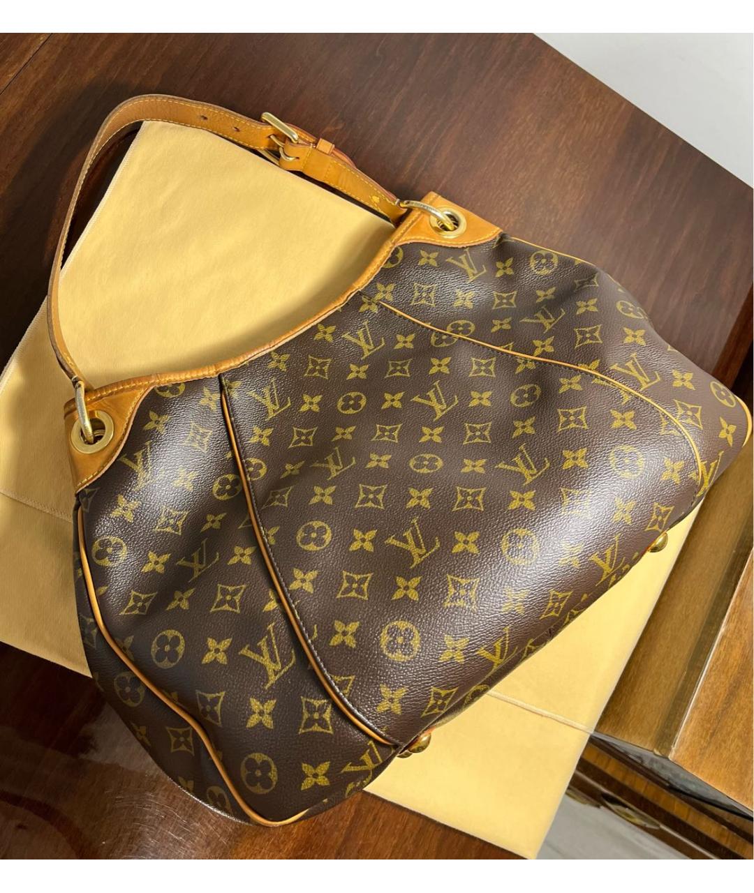 LOUIS VUITTON Коричневая сумка через плечо, фото 4