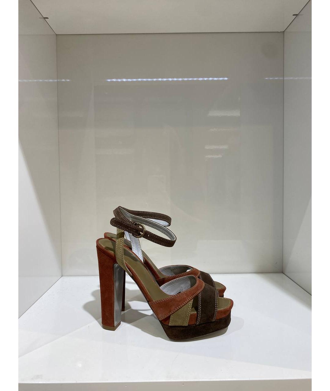 SERGIO ROSSI Коричневые замшевые босоножки, фото 3