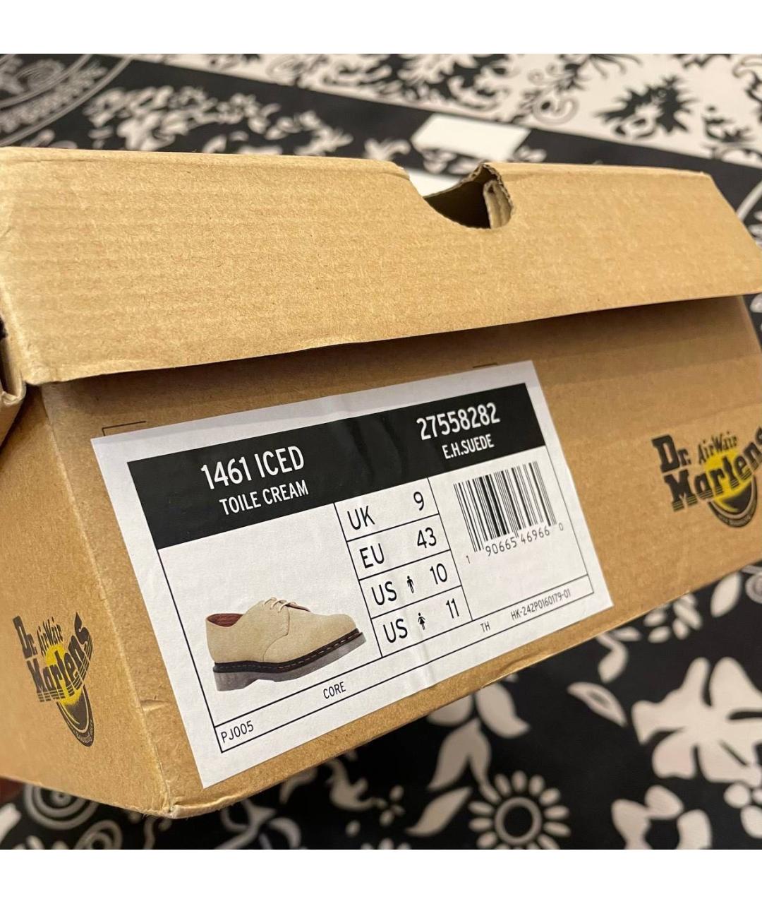 DR. MARTENS Бежевые замшевые низкие ботинки, фото 5