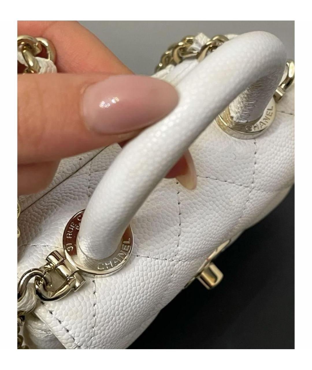 CHANEL Белая кожаная сумка через плечо, фото 3